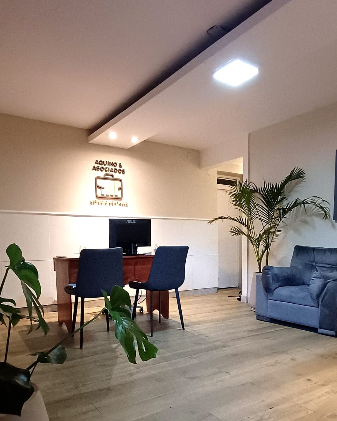 Área de atención del estudio Aquino & Asociados